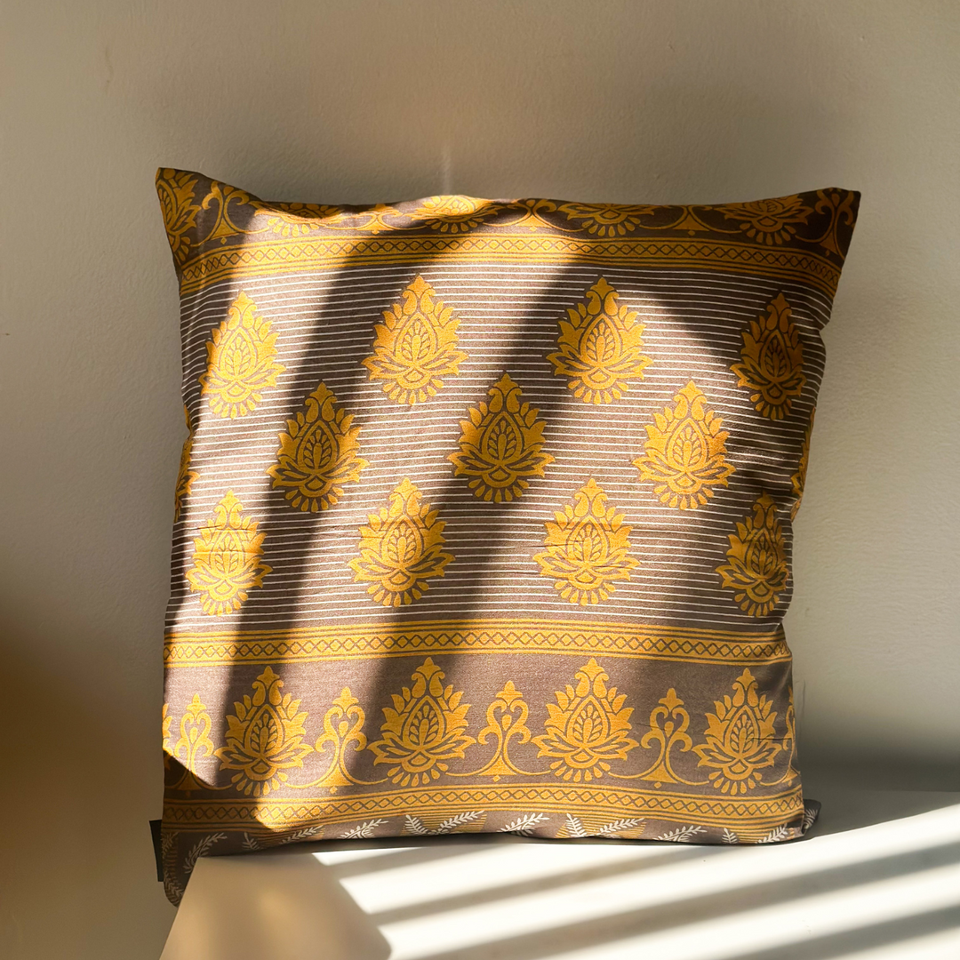 Surya Pillow Cover 18"x18"