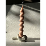 Cargue la imagen en el visor de la galería, The Knot Concrete Candle Holder
