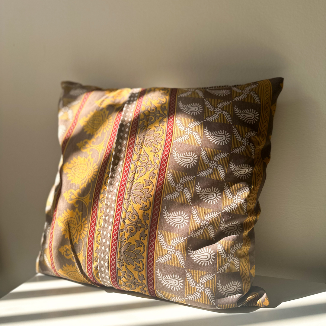 Surya Pillow Cover 18"x18"